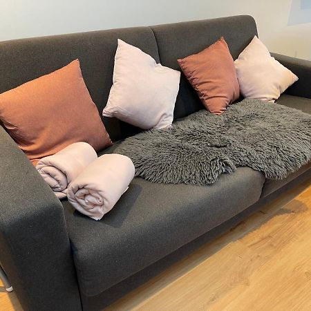 Gemuetliches Und Lichtdurchflutetes Penthouse Mit Sternenhimmelblick, Boxspringbett Und Terrasse - Gute Anbindung An Die Innenstadt 카셀 외부 사진
