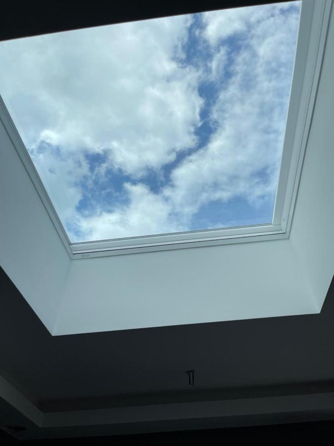 Gemuetliches Und Lichtdurchflutetes Penthouse Mit Sternenhimmelblick, Boxspringbett Und Terrasse - Gute Anbindung An Die Innenstadt 카셀 외부 사진