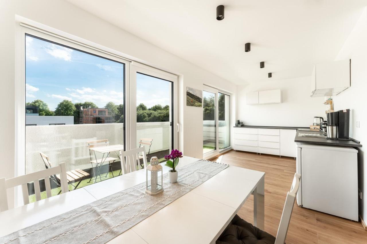 Gemuetliches Und Lichtdurchflutetes Penthouse Mit Sternenhimmelblick, Boxspringbett Und Terrasse - Gute Anbindung An Die Innenstadt 카셀 외부 사진